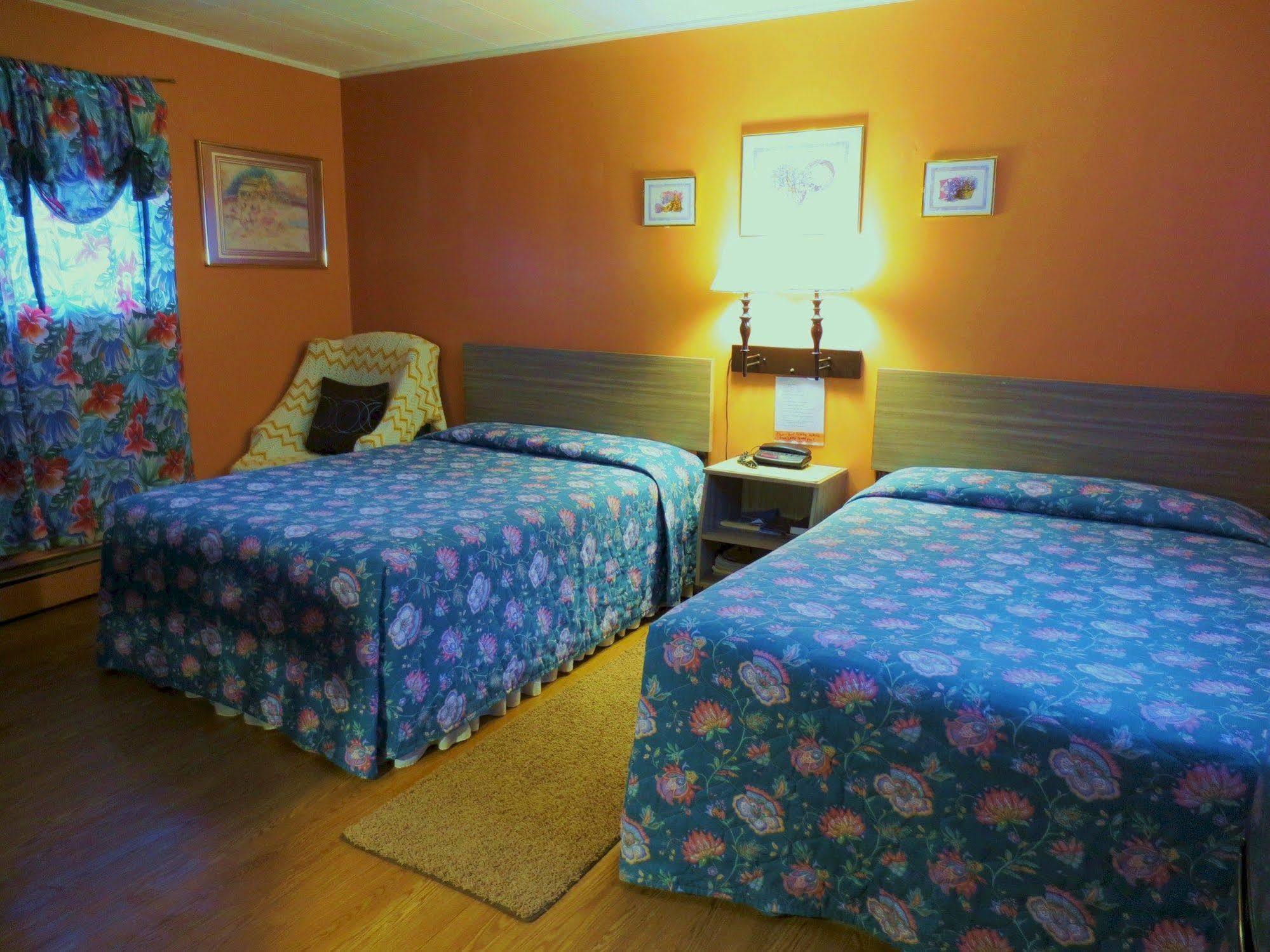 Four Seasons Motel Catskill Exteriör bild