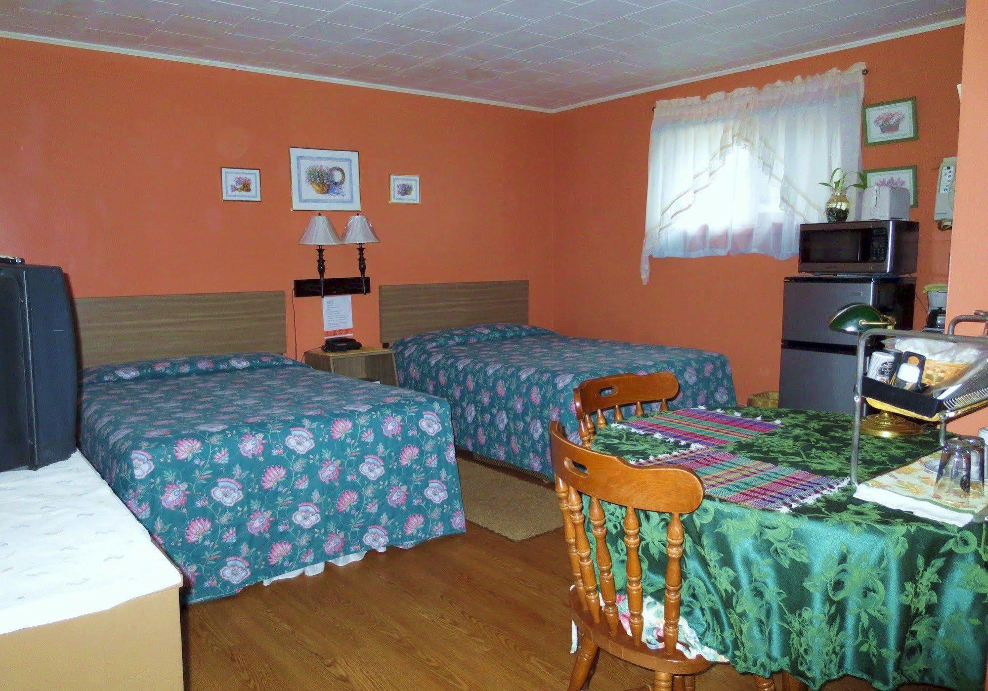 Four Seasons Motel Catskill Exteriör bild